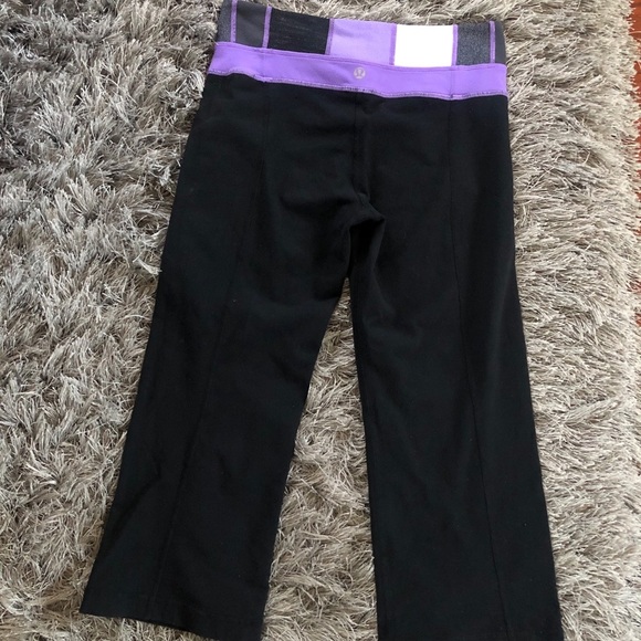 Lululemon Grove Crop Reversible - Picture 2 of 5